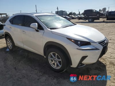 Czwarte zdjęcie samochodu z boku: 2018 LEXUS NX 300 BASE VIN:JTJBARBZ1J2158114 - miniatura