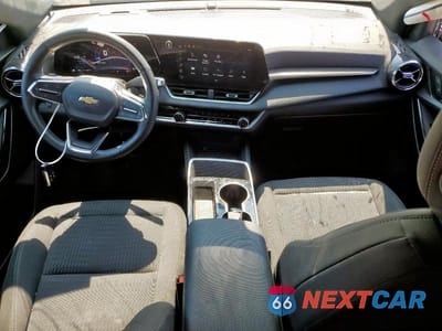 Zdjęcie 8 z 12 samochodu: 2025 CHEVROLET EQUINOX LT VIN:3GNAXPEG3SL207882 - miniatura