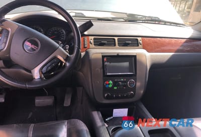 Zdjęcie 9 z 10 samochodu: 2008 GMC YUKON XL K1500 VIN:1GKFK16348J194523 - miniatura