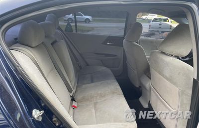Zdjęcie 6 z 10 samochodu: 2013 HONDA ACCORD LX VIN:1HGCR2F3XDA127078 - miniatura