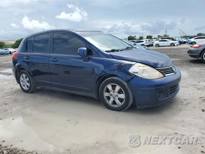 Czwarte zdjęcie samochodu z boku: 2007 NISSAN VERSA S VIN:3N1BC13E77L398241 - miniatura