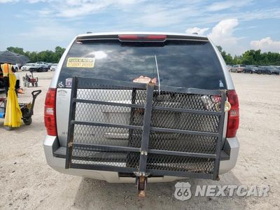 Zdjęcie 6 z 13 samochodu: 2011 CHEVROLET SUBURBAN C1500 LT VIN:1GNSCJE02BR390331 - miniatura