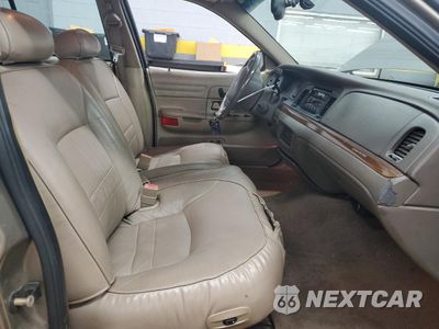 Zdjęcie 7 z 12 samochodu: 2002 FORD CROWN VICTORIA LX VIN:2FAFP74W92X159560 - miniatura