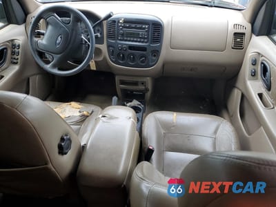 Zdjęcie 8 z 15 samochodu: 2002 FORD ESCAPE XLT VIN:1FMYU04162KA62855 - miniatura