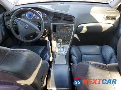 Zdjęcie 8 z 14 samochodu: 2006 VOLVO S60 R VIN:YV1RH527562551569 - miniatura