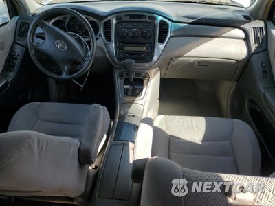 Zdjęcie 8 z 16 samochodu: 2003 TOYOTA HIGHLANDER VIN:JTEHD21A830021012 - miniatura