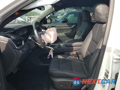 Zdjęcie 7 z 17 samochodu: 2025 GMC ACADIA ELEVATION VIN:1GKENKRS4SJ169852 - miniatura