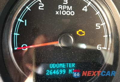 Zdjęcie 8 z 10 samochodu: 2008 GMC YUKON XL K1500 VIN:1GKFK16348J194523 - miniatura