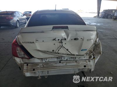 Zdjęcie 6 z 13 samochodu: 2016 NISSAN VERSA S VIN:3N1CN7AP5GL874864 - miniatura