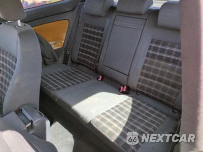 Zdjęcie 10 z 13 samochodu: 2006 VOLKSWAGEN NEW GTI VIN:WVWFV71K26W099995 - miniatura