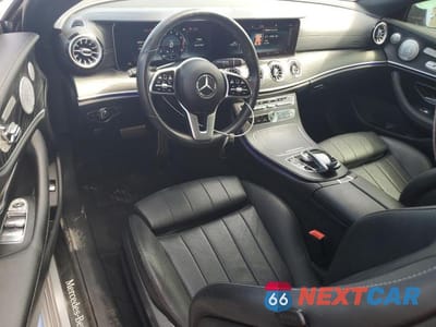 Zdjęcie 8 z 12 samochodu: 2020 MERCEDES-BENZ E 450 VIN:WDD1J6HB9LF124673 - miniatura