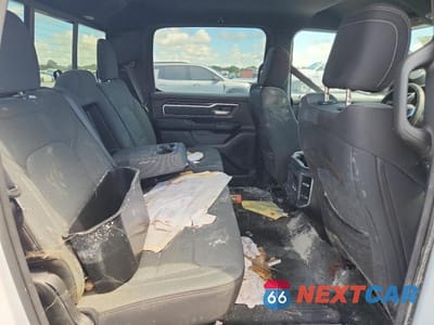 Zdjęcie 10 z 12 samochodu: 2022 RAM 1500 BIG HORN/LONE STAR VIN:1C6RREFM7NN218085 - miniatura