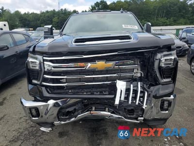 Piąte zdjęcie samochodu w środku: 2024 CHEVROLET SILVERADO K3500 LTZ VIN:2GC4YUEY6R1171580 - miniatura