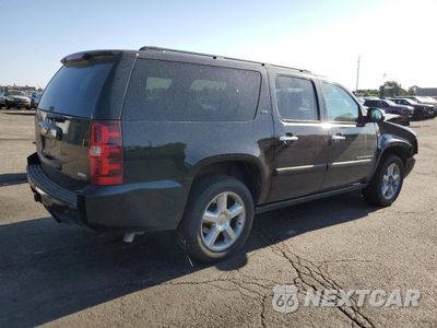 Trzecie zdjęcie samochodu z tyłu: 2008 CHEVROLET SUBURBAN K1500 LS VIN:3GNFK16388G198756 - miniatura