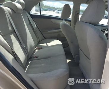 Zdjęcie 10 z 12 samochodu: 2013 TOYOTA COROLLA BASE VIN:2T1BU4EE2DC968248 - miniatura