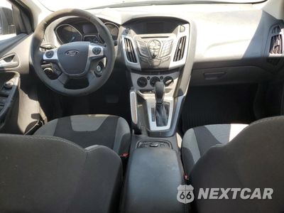 Zdjęcie 8 z 12 samochodu: 2014 FORD FOCUS SE VIN:1FADP3F25EL160507 - miniatura
