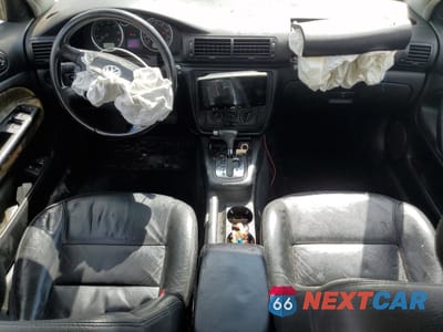 Zdjęcie 8 z 12 samochodu: 2003 VOLKSWAGEN PASSAT GLS VIN:WVWPD63B63P246839 - miniatura