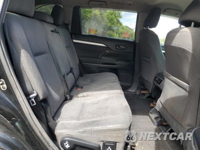 Zdjęcie 11 z 15 samochodu: 2015 TOYOTA HIGHLANDER LE VIN:5TDZARFH7FS010665 - miniatura
