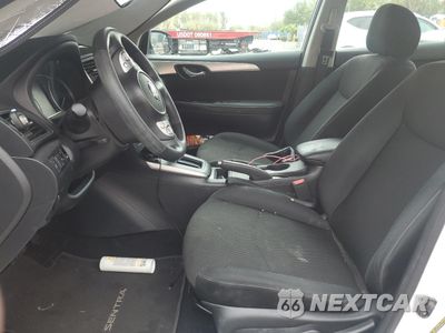 Zdjęcie 7 z 12 samochodu: 2019 NISSAN SENTRA S VIN:3N1AB7AP7KY329888 - miniatura