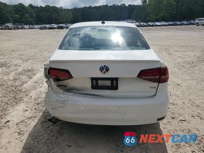 Zdjęcie 6 z 12 samochodu: 2016 VOLKSWAGEN JETTA SPORT VIN:3VWD17AJ0GM230799 - miniatura