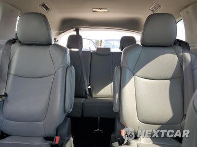 Zdjęcie 10 z 16 samochodu: 2023 TOYOTA SIENNA XLE VIN:5TDYSKFC1PS075498 - miniatura