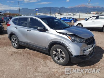 Czwarte zdjęcie samochodu z boku: 2018 HONDA CR-V LX VIN:2HKRW6H30JH212716 - miniatura