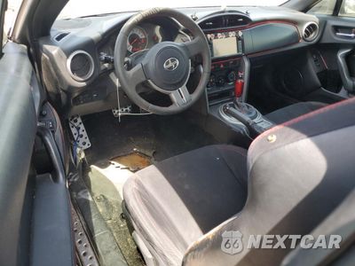 Zdjęcie 8 z 12 samochodu: 2014 TOYOTA SCION FR-S VIN:JF1ZNAA15E8708832 - miniatura