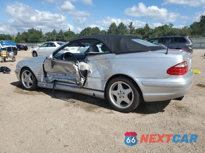Drugie zdjęcie samochodu z przodu: 2000 MERCEDES-BENZ CLK 430 VIN:WDBLK70G7YT053915 - miniatura