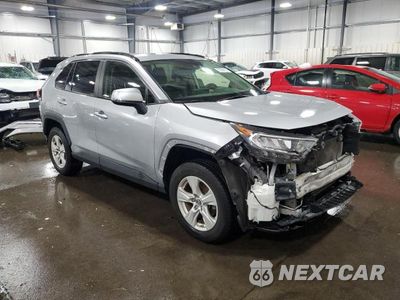 Czwarte zdjęcie samochodu z boku: 2019 TOYOTA RAV4 XLE VIN:JTMP1RFV4KD507997 - miniatura