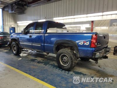Drugie zdjęcie samochodu z przodu: 2004 CHEVROLET SILVERADO K2500 VIN:1GCGK29U14Z197255 - miniatura