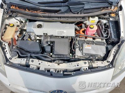 Zdjęcie 11 z 13 samochodu: 2010 TOYOTA PRIUS VIN:JTDKN3DU4A1121375 - miniatura