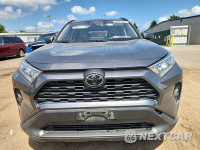 Piąte zdjęcie samochodu w środku: 2019 TOYOTA RAV4 XLE PREMIUM VIN:JTMA1RFV8KD009582 - miniatura