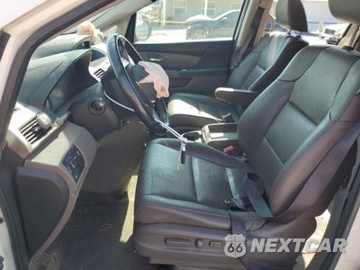 Zdjęcie 7 z 15 samochodu: 2016 HONDA ODYSSEY EXL VIN:5FNRL5H66GB040020 - miniatura