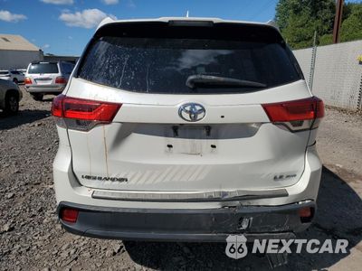 Zdjęcie 6 z 14 samochodu: 2018 TOYOTA HIGHLANDER LE VIN:5TDBZRFH5JS831377 - miniatura