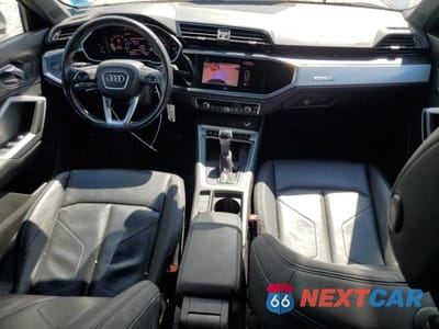 Zdjęcie 8 z 14 samochodu: 2021 AUDI Q3 PREMIUM 40 VIN:WA1AUCF35M1133441 - miniatura