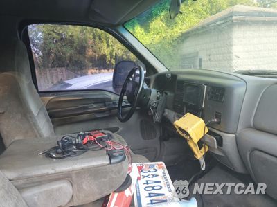 Piąte zdjęcie samochodu w środku: 2000 FORD F450 SUPER DUTY VIN:1FDXF46F8YEA80576 - miniatura