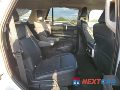 Zdjęcie 11 z 13 samochodu: 2023 FORD EXPEDITION VIN:1FMJU1J84PEA59189 - miniatura