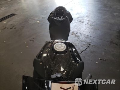 Piąte zdjęcie samochodu w środku: 2024 BMW S 1000 RR VIN:WB10E6307R6J78561 - miniatura