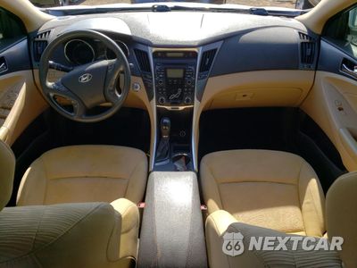 Zdjęcie 8 z 12 samochodu: 2011 HYUNDAI SONATA HYBRID VIN:KMHEC4A41BA012818 - miniatura