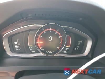 Zdjęcie 9 z 13 samochodu: 2017 VOLVO S60 VIN:YV126MFL8H2438341 - miniatura