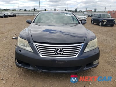 Piąte zdjęcie samochodu w środku: 2010 LEXUS LS 460 VIN:JTHCL5EF4A5006028 - miniatura