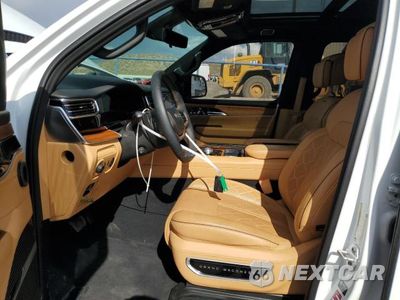 Zdjęcie 7 z 14 samochodu: 2024 JEEP GRAND WAGONEER SERIES III VIN:1C4SJVGP6RS119792 - miniatura