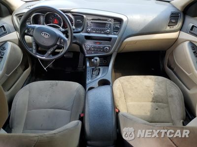 Zdjęcie 8 z 12 samochodu: 2012 KIA OPTIMA LX VIN:5XXGM4A71CG037874 - miniatura