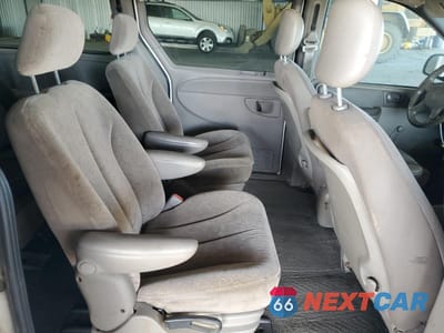 Zdjęcie 11 z 13 samochodu: 2002 DODGE CARAVAN SE VIN:1B8GP24392B626756 - miniatura