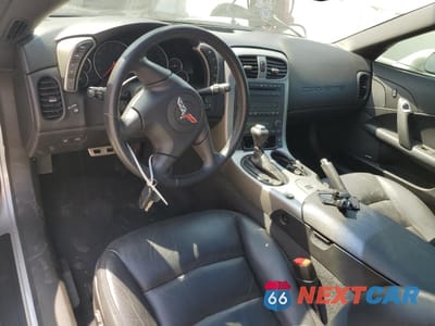 Zdjęcie 8 z 15 samochodu: 2005 CHEVROLET CORVETTE VIN:1G1YY24U955114148 - miniatura