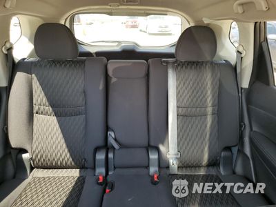 Zdjęcie 10 z 14 samochodu: 2018 NISSAN ROGUE S VIN:5N1AT2MV0JC806915 - miniatura