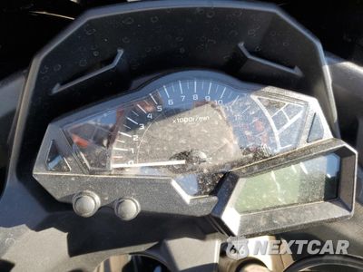 Zdjęcie 7 z 10 samochodu: 2014 KAWASAKI EX300 A VIN:JKAEX8A10EA005234 - miniatura