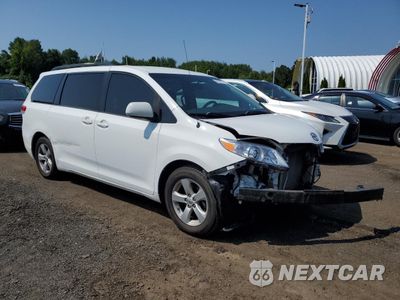 Czwarte zdjęcie samochodu z boku: 2013 TOYOTA SIENNA LE VIN:5TDKK3DC1DS308435 - miniatura