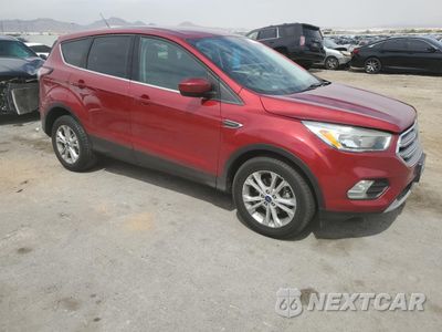 Czwarte zdjęcie samochodu z boku: 2017 FORD ESCAPE SE VIN:1FMCU0GDXHUE54959 - miniatura