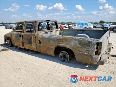 Drugie zdjęcie samochodu z przodu: 2000 CHEVROLET SILVERADO C2500 VIN:1GCGC29U2YE385986 - miniatura